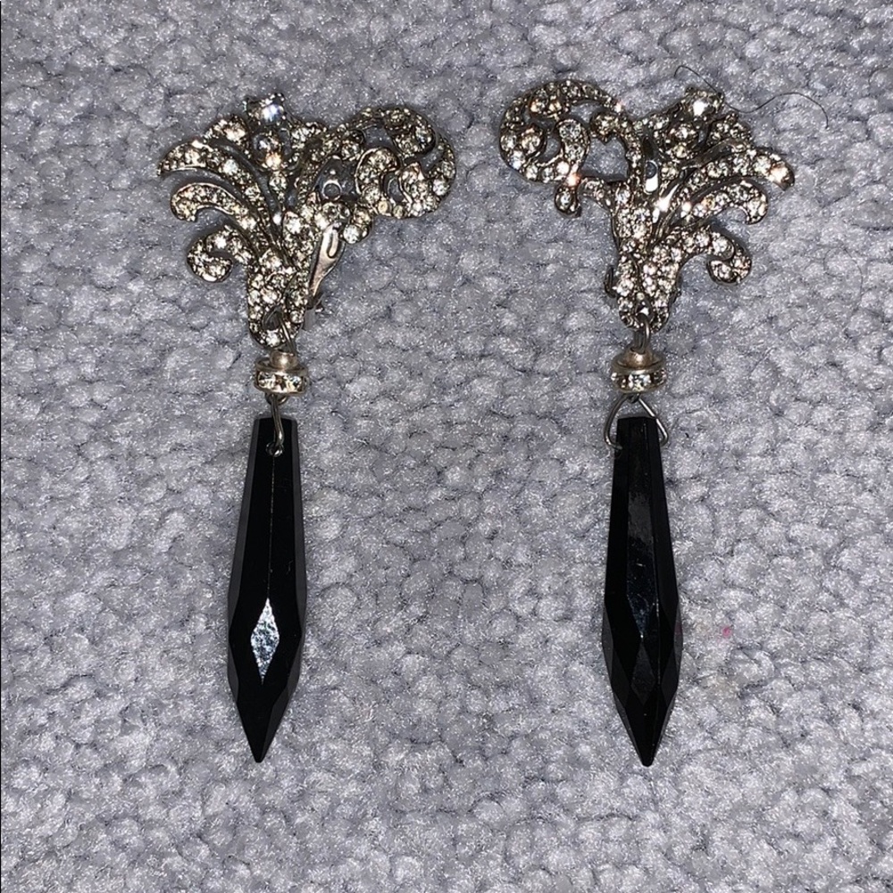 Vintage-style Drop Clip-on Earrings